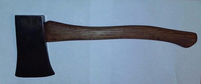 wood chopping axe forest hatchet